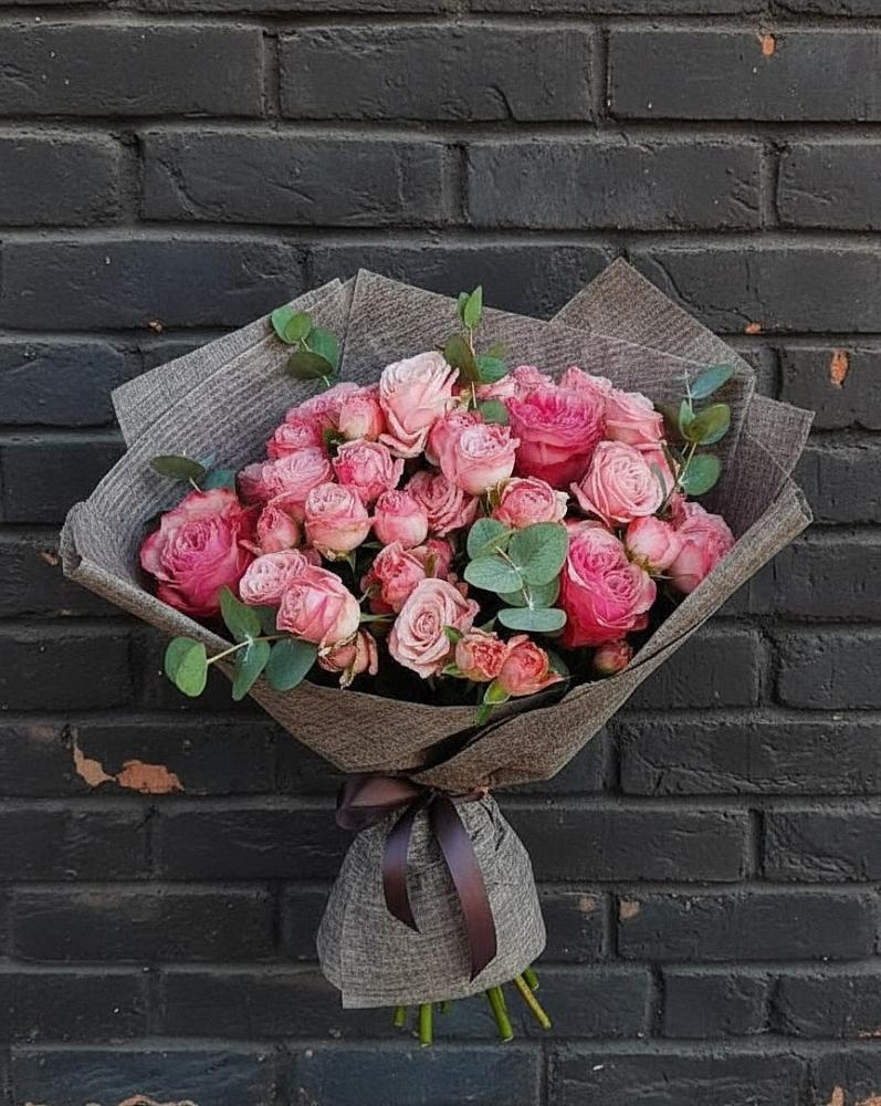 Букет цветов из: Розы в Залесово