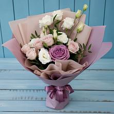 Букет цветов из:  Розы и Лизиантусы в Залесово