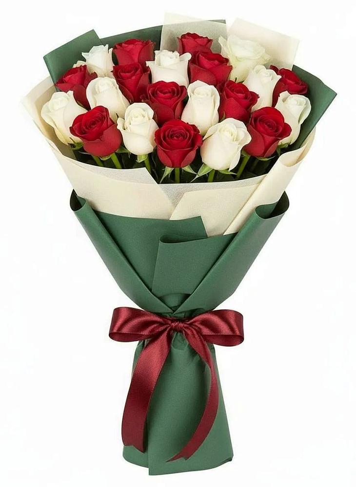 Букет Микс из красных и белых роз в Залесово
