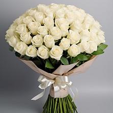 Букет 101 беля роза Белоснежка в Залесово
