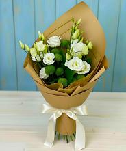 Букет цветов из:  Хризантемы и Лизиантусы в Залесово