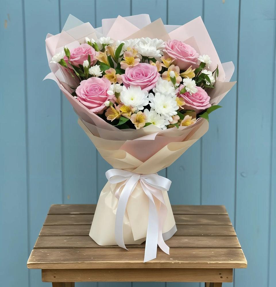 Букет цветов из: Гвоздики, Орхидеи и Розы в Залесово