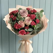 Букет цветов из:  Гвоздики и Розы в Залесово